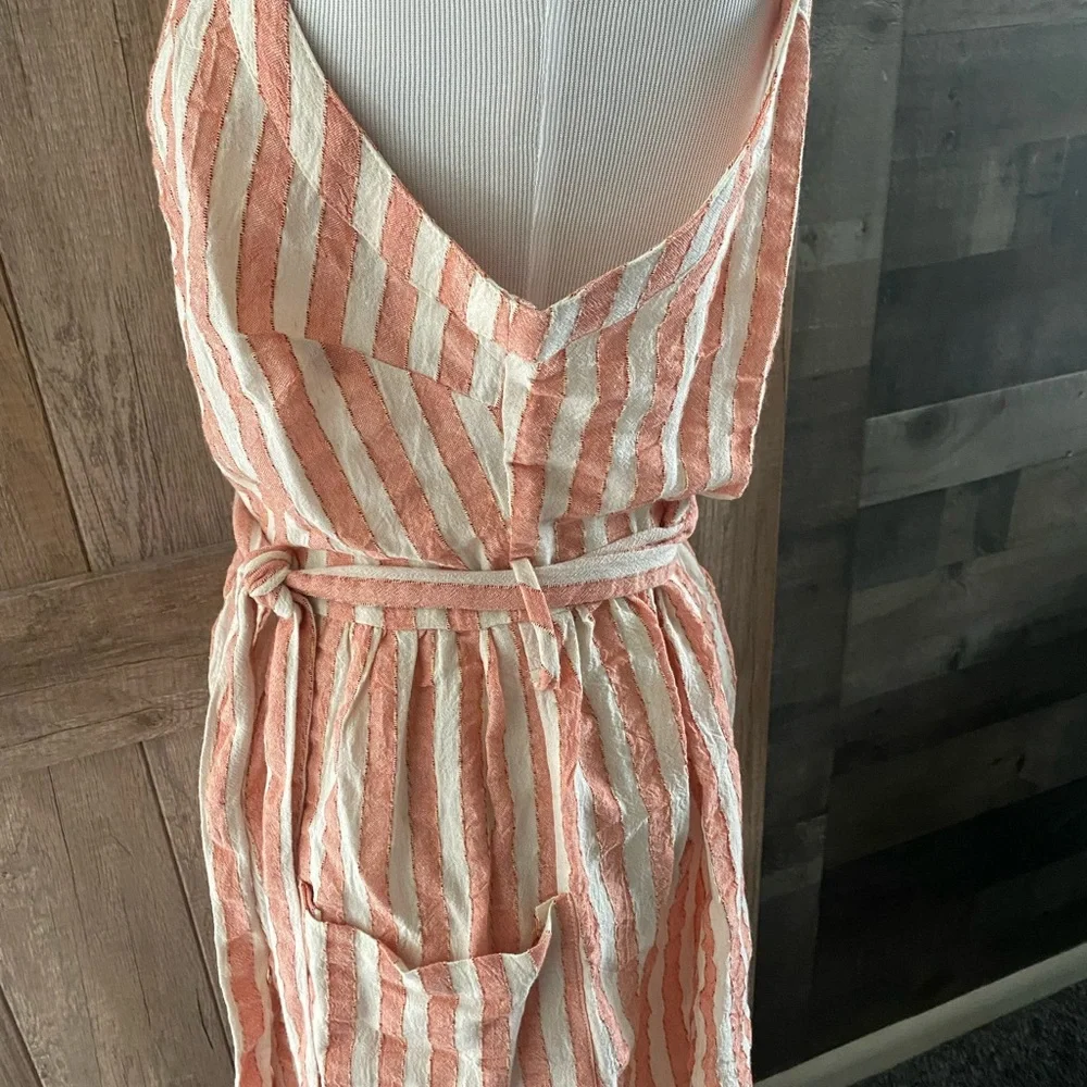 NWT LUSH Button front tank dress with a tie waist and pockets! 100% Cotton - Picture 7 of 12